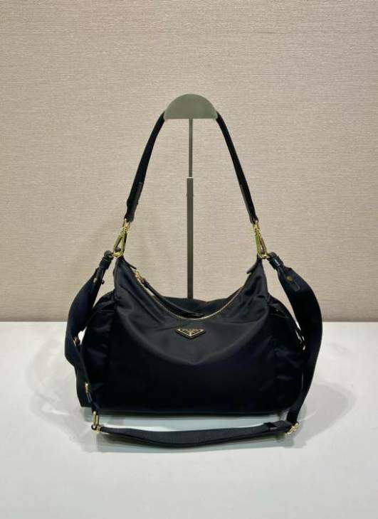 Picture of Prada Handbags _SKUfw204492628fw